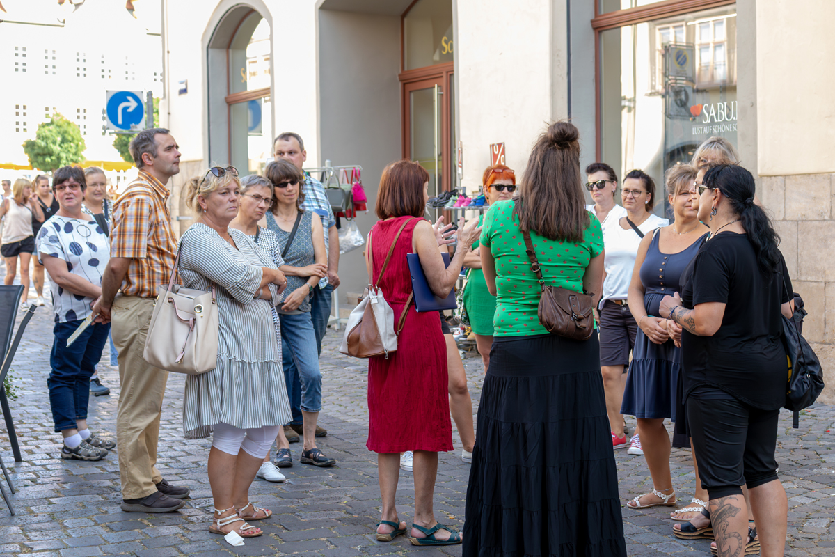 Unsere zweite Gruppe trafen wir in einer der Gassen zum kurzen Stelldichein :)