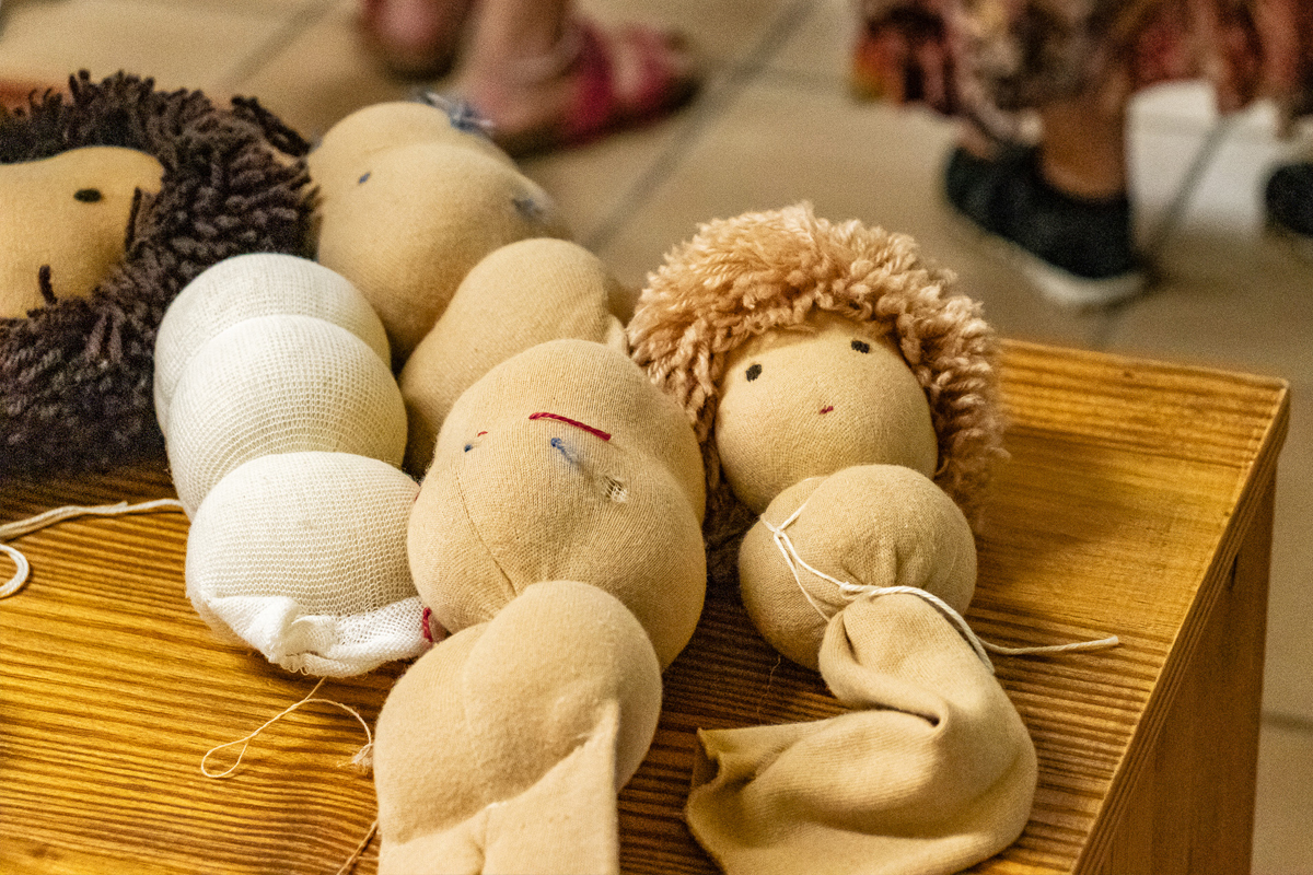 Silke-Puppen in der Entstehungsphase.