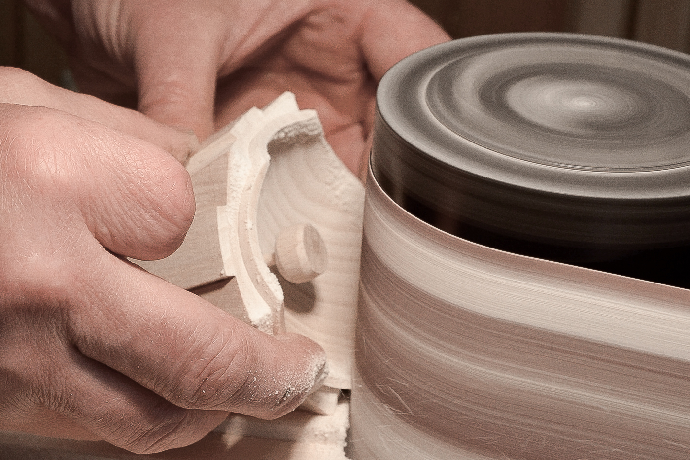 Die Schirmschale ist aus einer Kugel entstanden