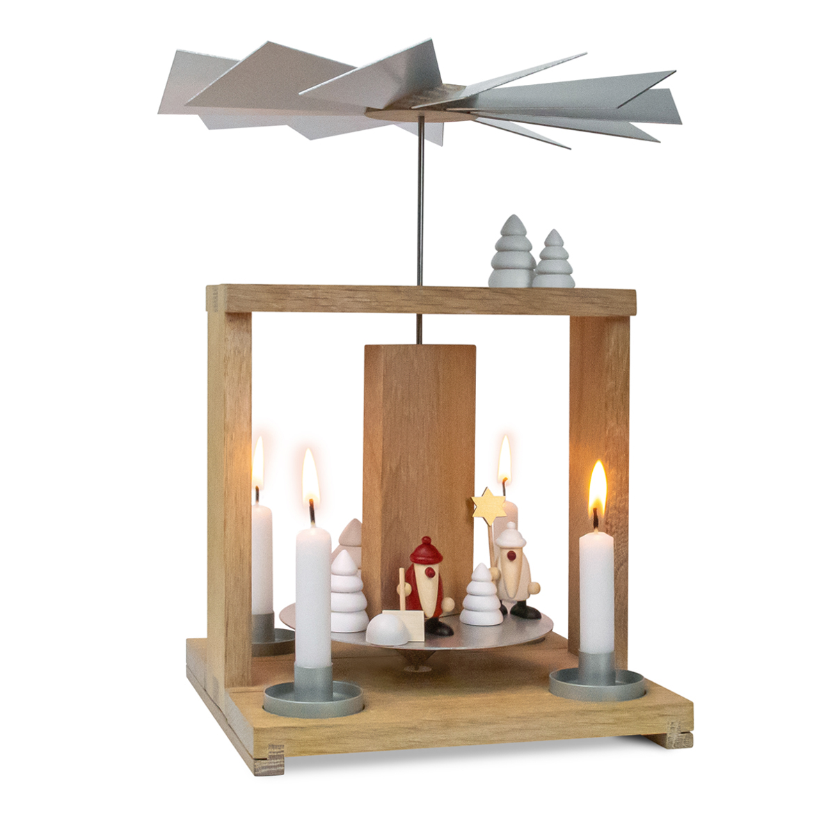 8710eiche_116537_126098_Variante1 Tischpyramide Eiche geölt mit Miniaturset 4 + W1