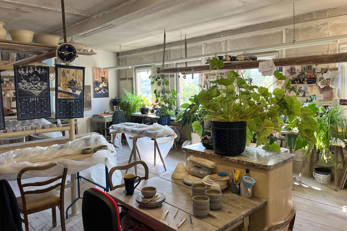 Blick in die Töpferstube.